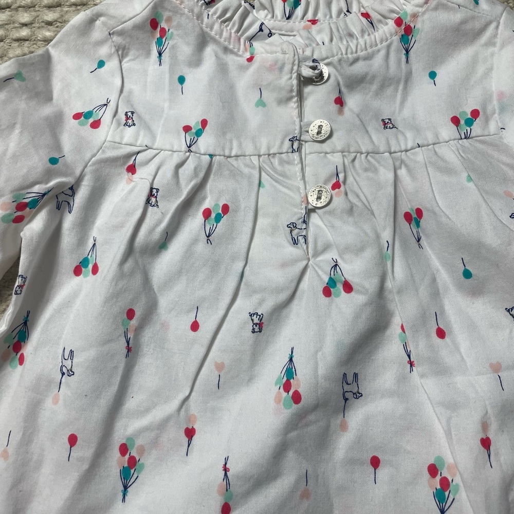NWT Baby Carter White 3/4 Sleeve Balloon and Dog Blouse with Ruffle Detail - Picture 3 of 7